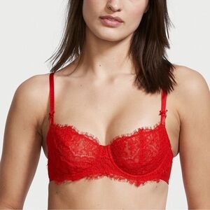 Victoria’s Secret Dream Angels Red Lace Push Up Bra without Padding size 34D NEW